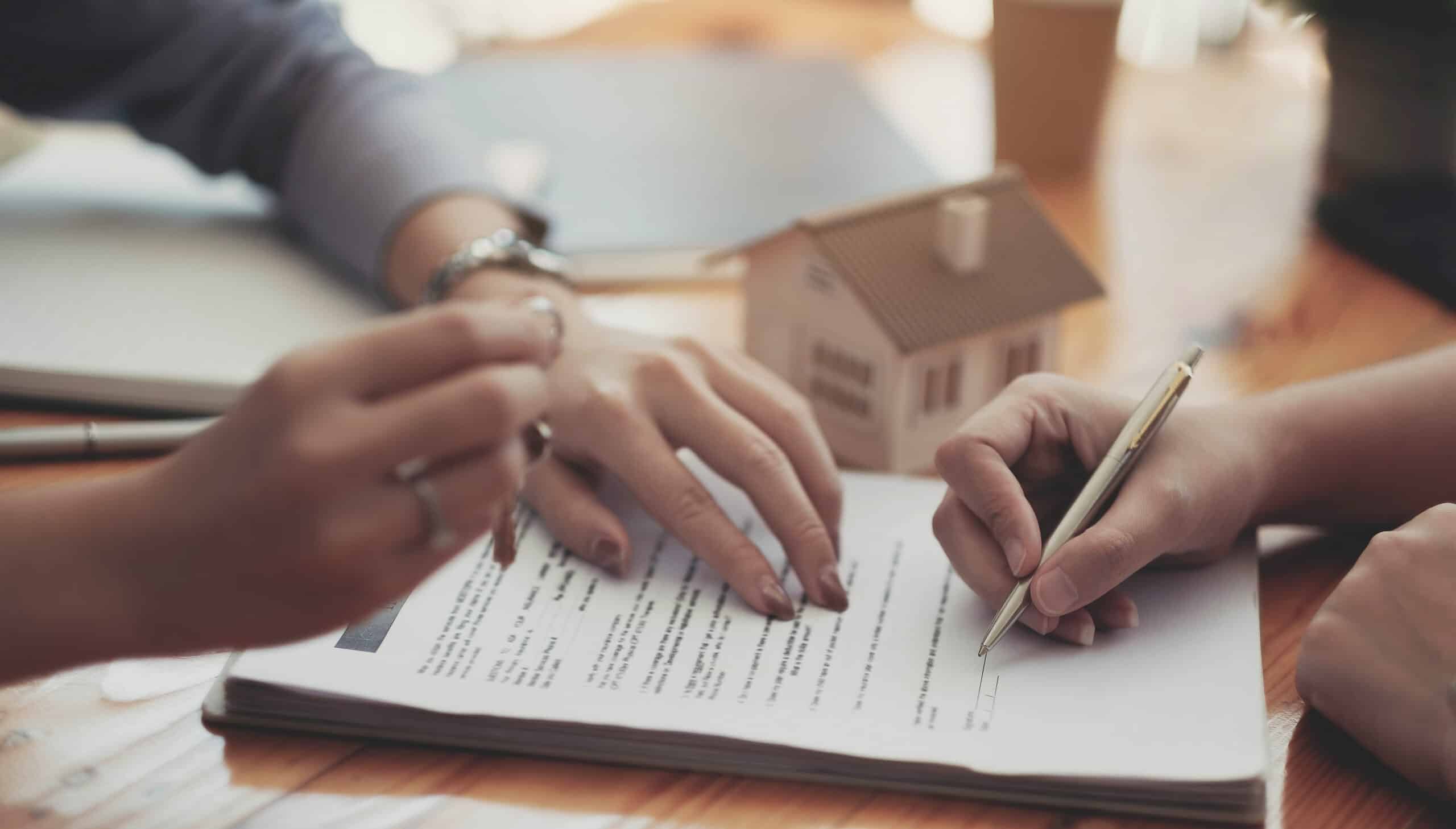 Canada Eases Mortgage Stress Test for Lender Switches